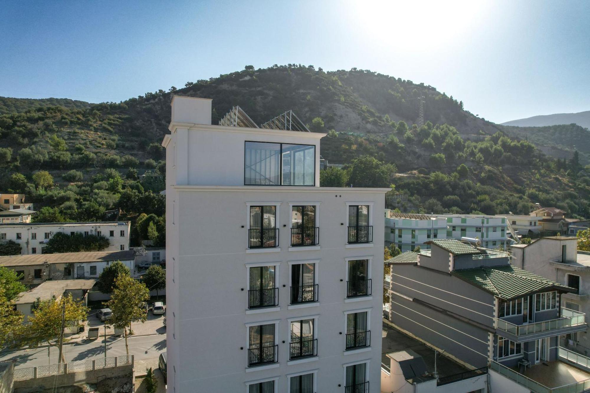 Hotel Central Vlore Exterior photo